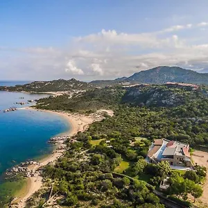 Boho Chic In Sardegna Apartment